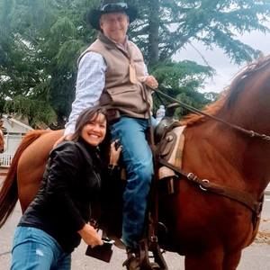 Meet your Posher, Angie